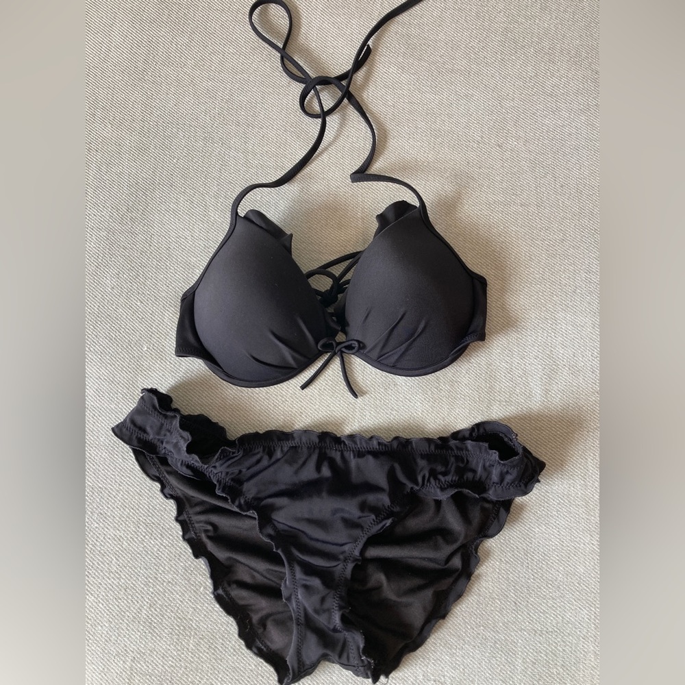 Victoria’s Secret Two Piece Bikini 32C US Small